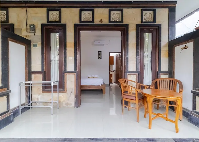 Taman Bali ホームステイ サヌール